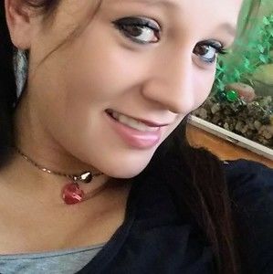 Meet your Posher, Steph